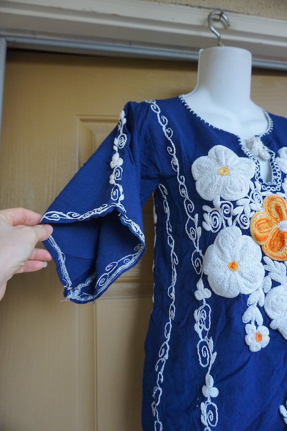 Vintage size small blouse with floral embroidery … - image 1