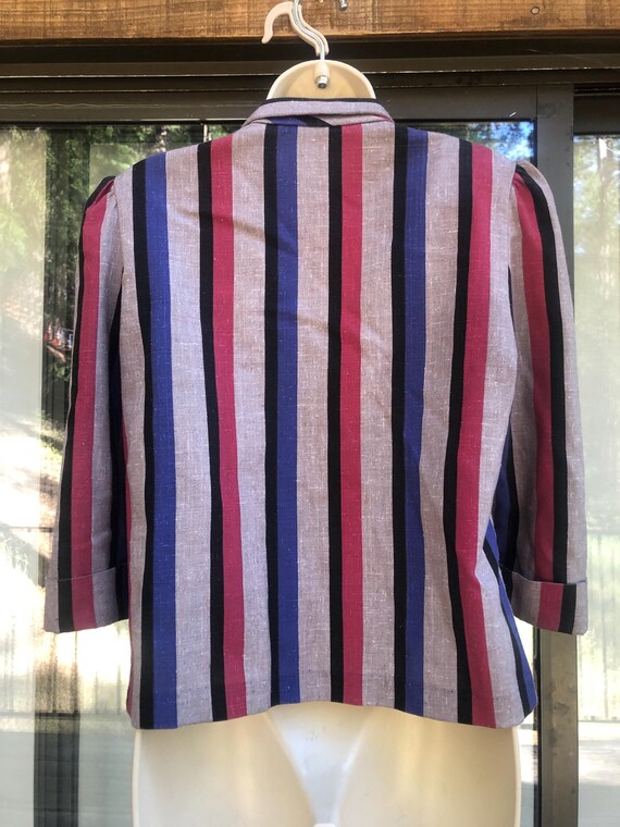 Thin lightweight one button front striped jacket … - image 6