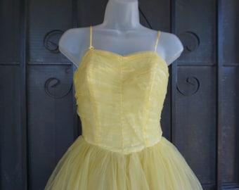 Vintage 1940s 1950s yellow tulle prom dress gown with back metal zipper small  40s 50s