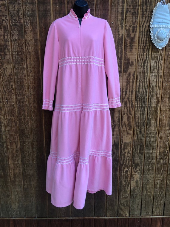 Vassarette Vintage pink warm long nightgown - image 2