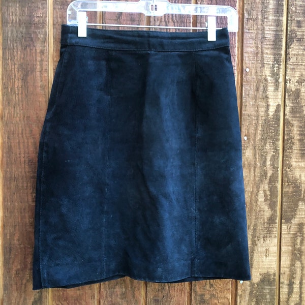 The Limited black suede LEATHER Vintage mini skirt with slit in the back size 8 medium high waist