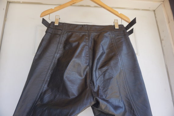 Size 29 Leather High Waist Black Leather Pants 90… - image 4