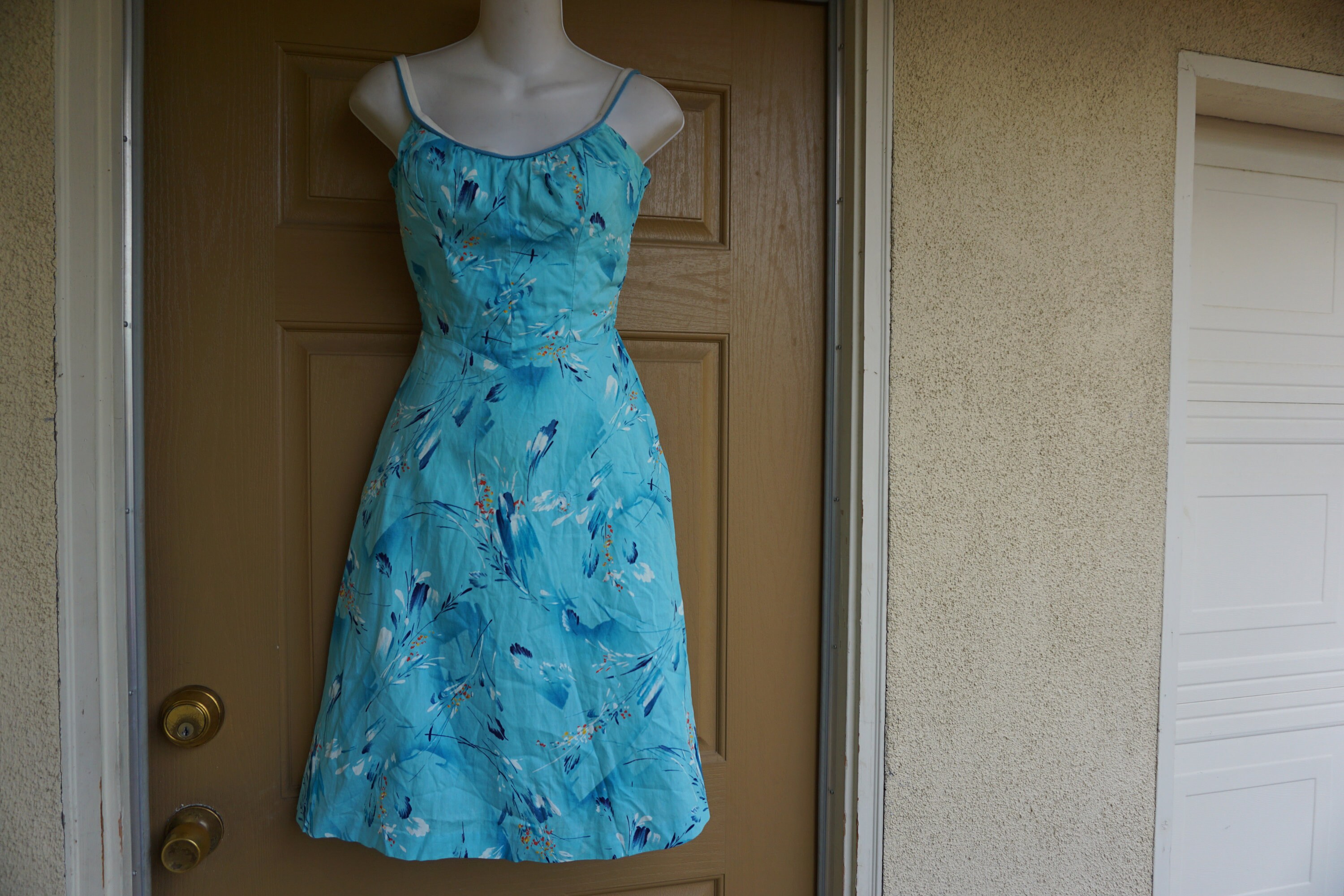 Vintage By Dash About, Blue Floral Sun Dress With Built In Bra No size tag