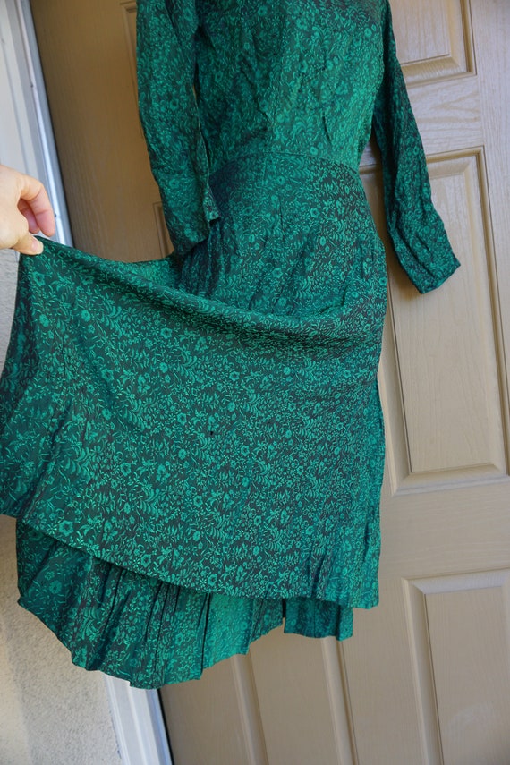 1950s green short wiggle dress mid century with b… - image 4