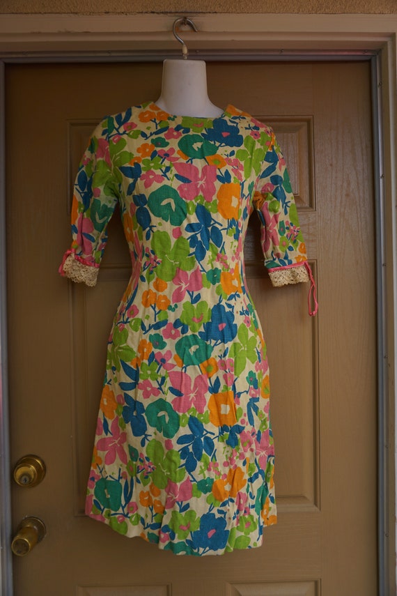 Vintage 1950s floral wiggle shift dress mid centu… - image 3