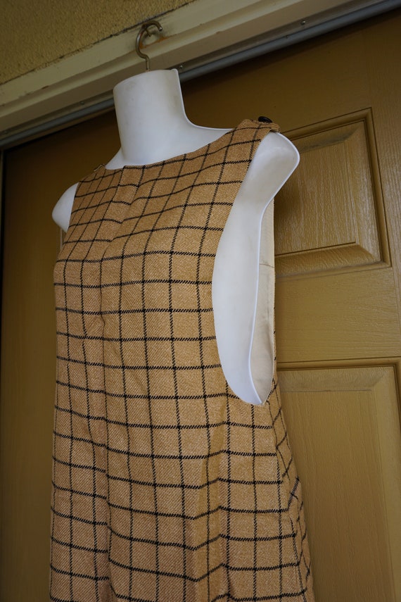 Vintage shortw wool dress apron style small pullov