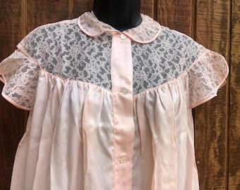 Vintage pastel pink nightgown lace labeled size small short