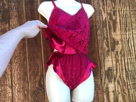 Victoria s Secret Lingerie Set Nightgown Negligee Size Small Burgundy Romantic Lace Short 2 Piece Shorts and Tank Top Etsy