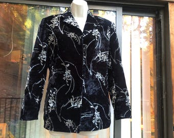 Giorgio Armani size 6 vintage velvety black floral button up jacket
