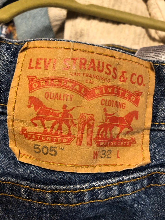 levis size 32 Vintage blue denim jean shorts 505's - image 10