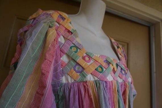 RAMONA RULL pastel Rainbow mirrored striped print