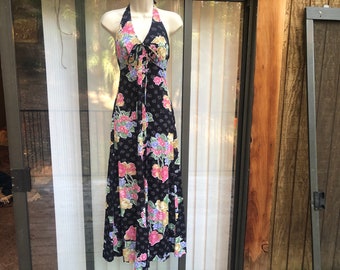 Vintage size small 1970s halter Maxi Dress floral size 5