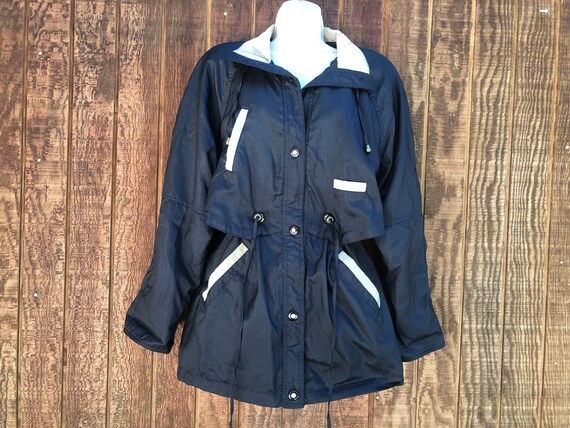 Current Seen  jacket size medium drawstring waist - image 5