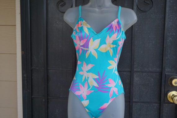 One piece floral bathing suit swim suit swimsuit swimwear 90s 1990s