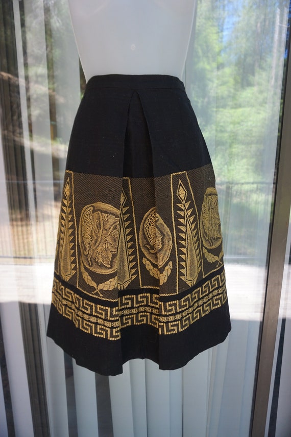 Vintage gold and black skirt size medium - image 4