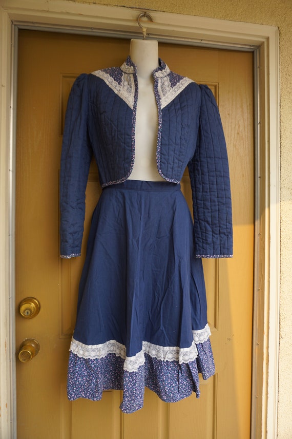 HAND MADE Vintage blue floral quilt Gunne Sax sty… - image 5