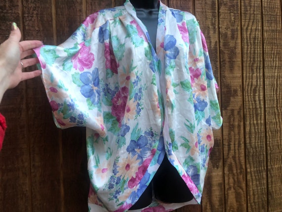 Floral 80s top ultra draped cocoon bed jacket bat… - image 1