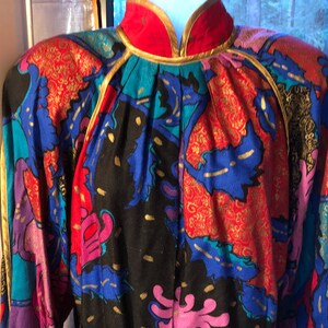 Jeanne Marc – TOO MANY JACKETS