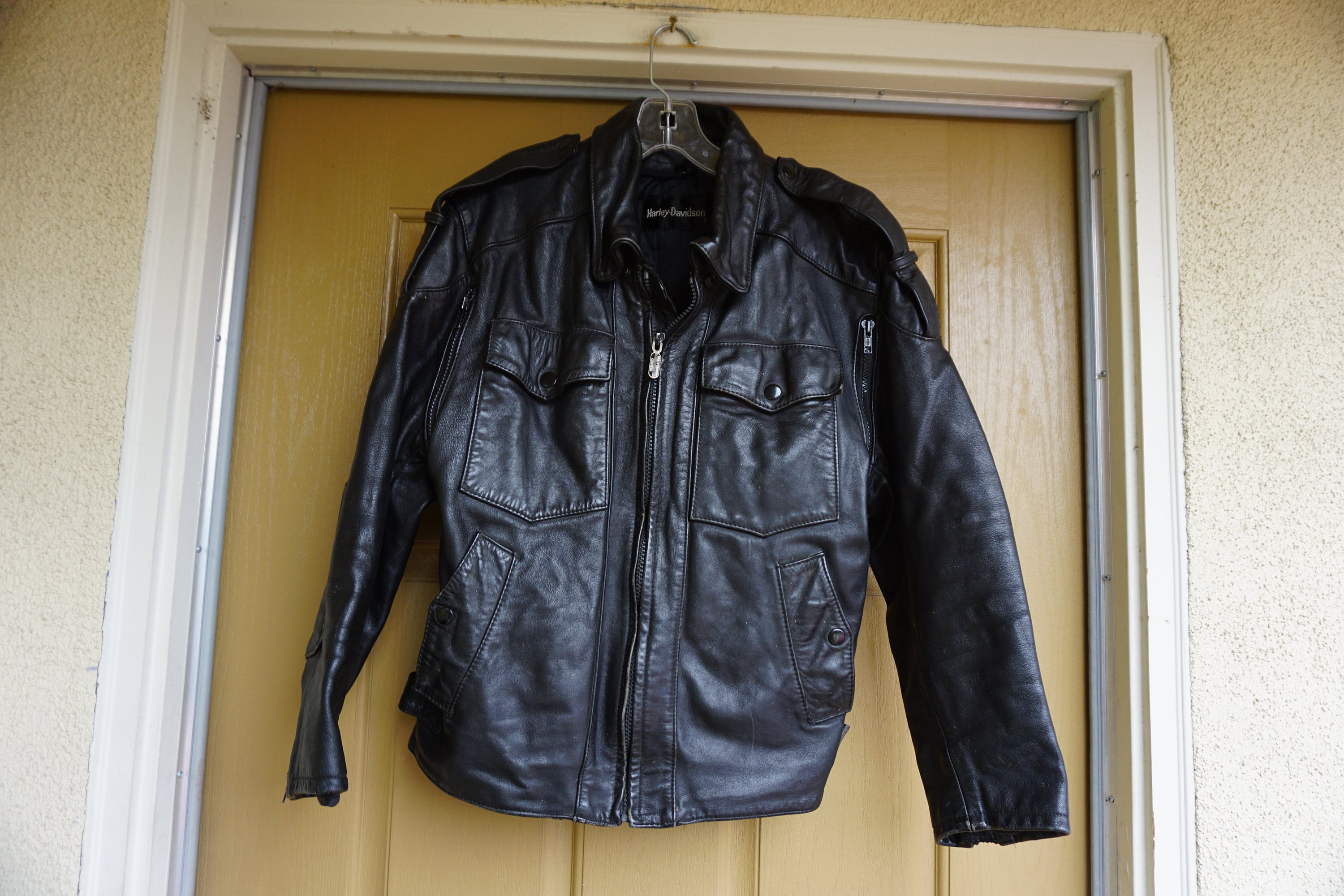 Harley Davidson Vintage Black Leather Motorcycle / Biker Jacket 