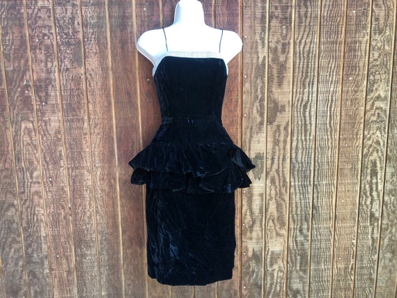 Vintage After Five black velvet peplum dress labe… - image 1