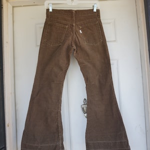 White tag corduroy Vintage LEVI strauss and co small womens corduroy flare pants rare great condition brown