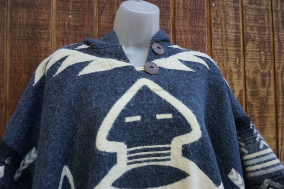 Hooded cape with turtle design jacket size up to … - image 4