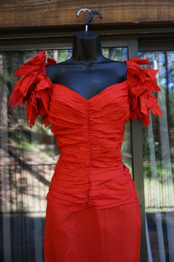 Visionz red dress size 7/8 sweetheart rushed - image 4