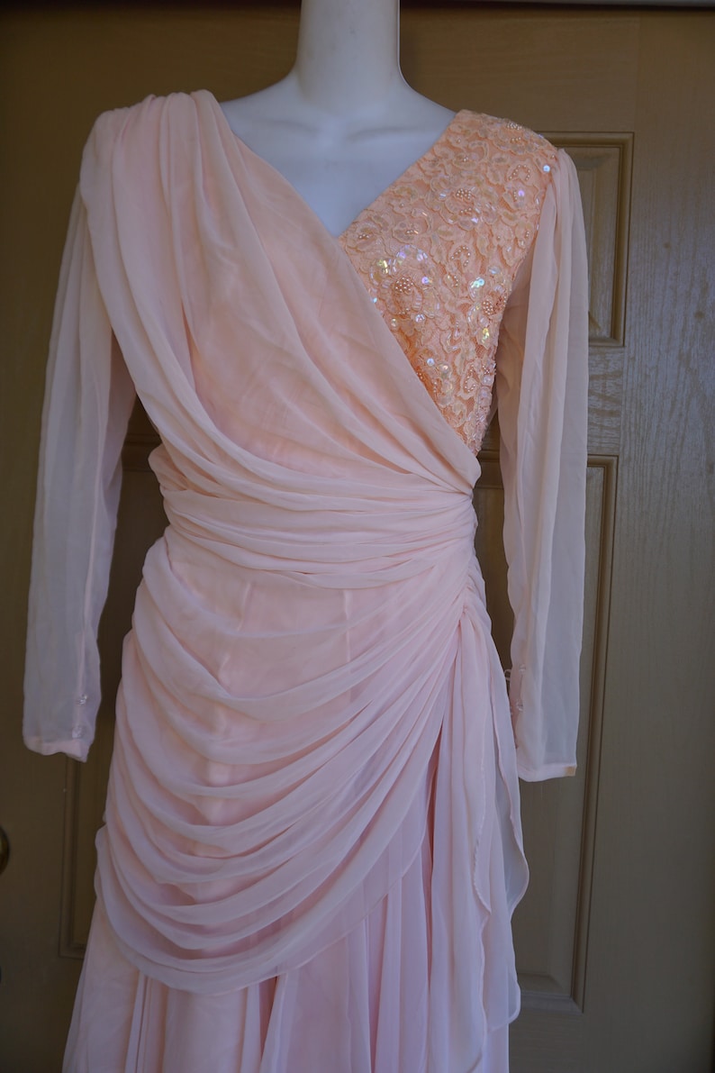 Tadashi 80s ruched chiffon sheer sequined black dress with shoulder pads size 12 L Large