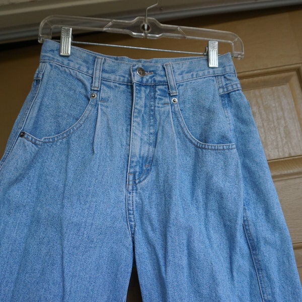 Brittania Vintage high waisted size 4 denim  jeans 80s 90s 1980s 1990s MOM