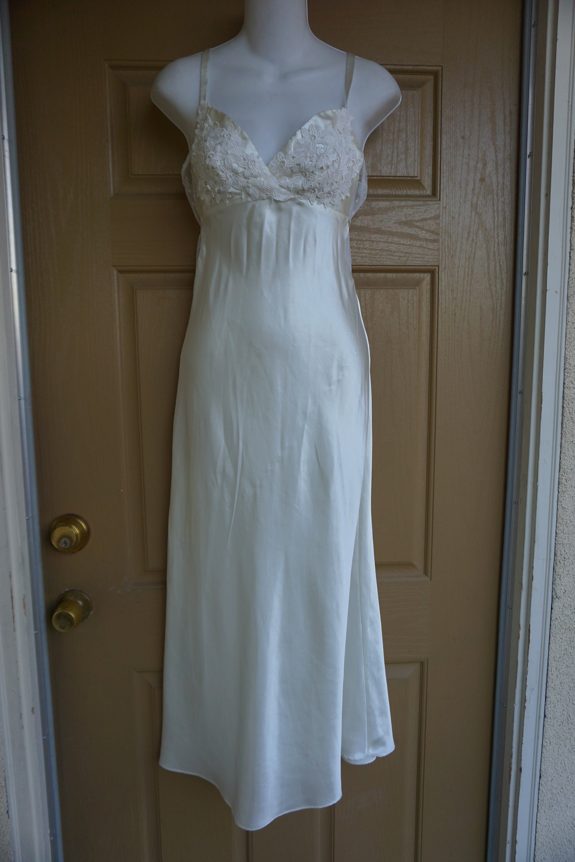 Vintage White Maxi Nightgown S Small Romantic Lace by Flora Nikrooz 