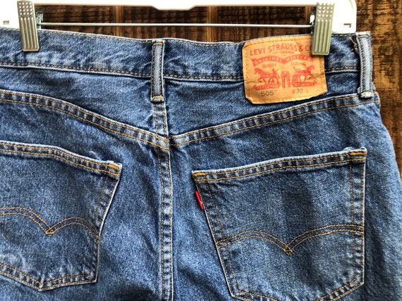 levis size 32 Vintage blue denim jean shorts 505's - image 7