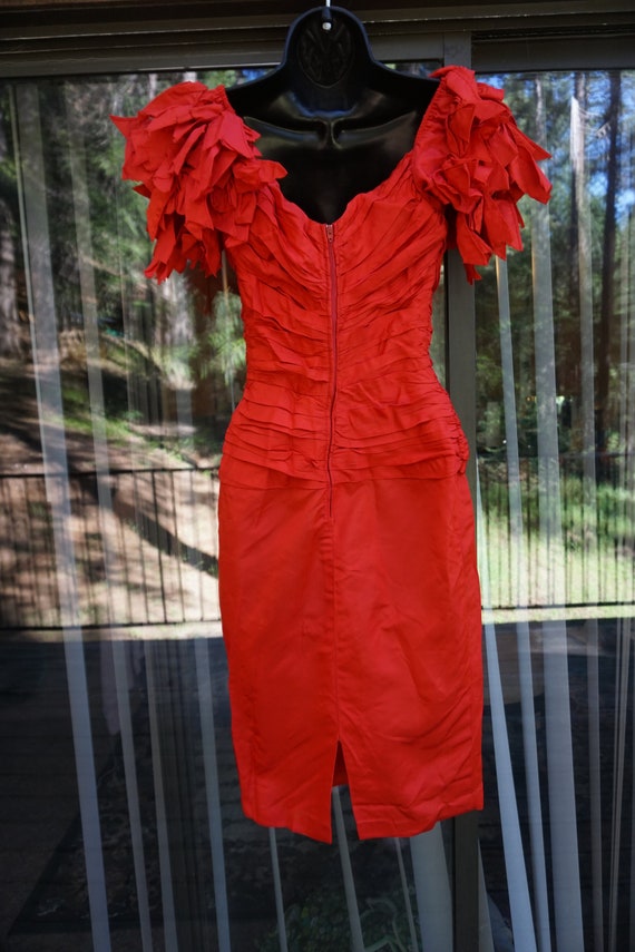 Visionz red dress size 7/8 sweetheart rushed - image 6