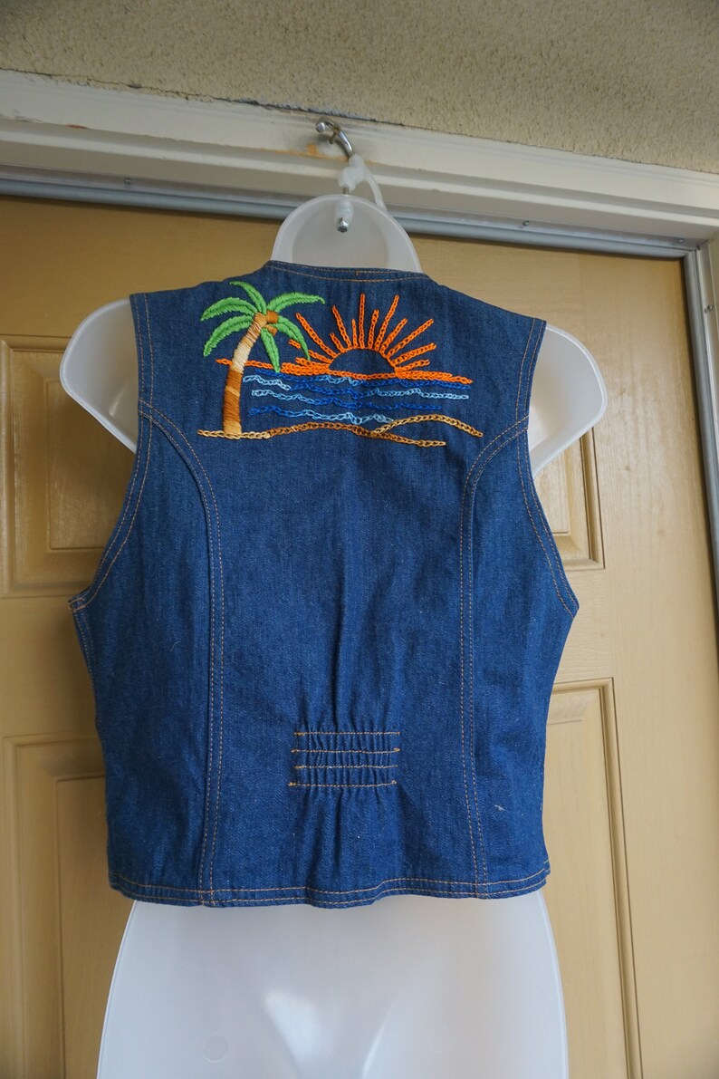 Vintage 70s womens denim jean jacket vest size small / medium 1970s embroidered image 6