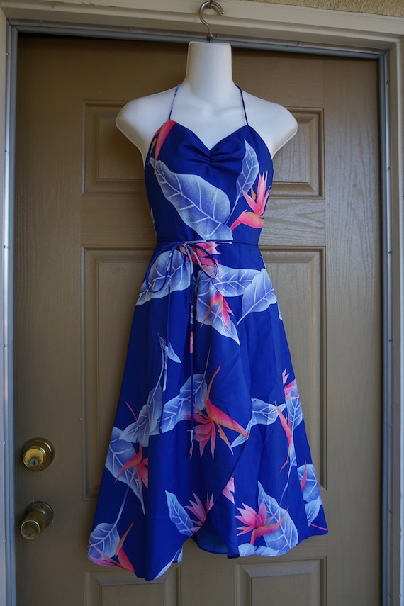 1980s Hawaiian Wrap Around Style Dress - vintage t
