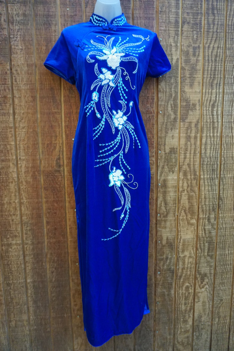XL Asian inspired dress size XL extra large blue velvet cheongsam dress with white sequins image 6