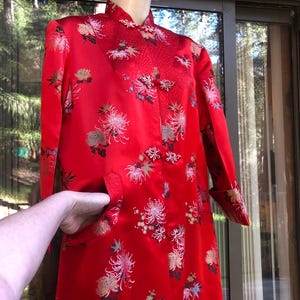 Robe Gown Sleepwear Dressing Robe Red Medium Shiny Frog Closure