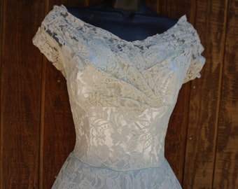 Vintage 1940s 1950s tulle prom dress pastel blue with back metal zipper size small 40s 50s