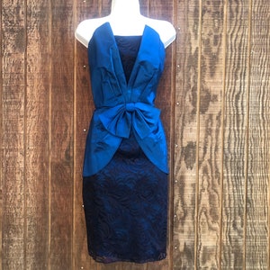 Roberta 1980s or 90s sweetheart metallic blue prom dress women&#39;s bold unique size 11/12 shinny