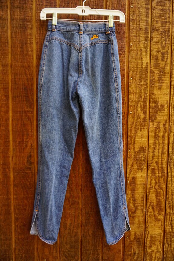 CHIC jeans acid wash jeans / high waisted jeans s… - image 7