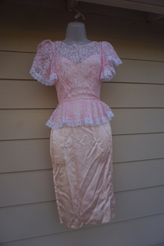 Gunne Sax Dress pastel pink Lace Overlay size 3 - image 2