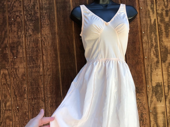 OLGA Vintage slip / nightgown 34 romantic pink Ol… - image 1