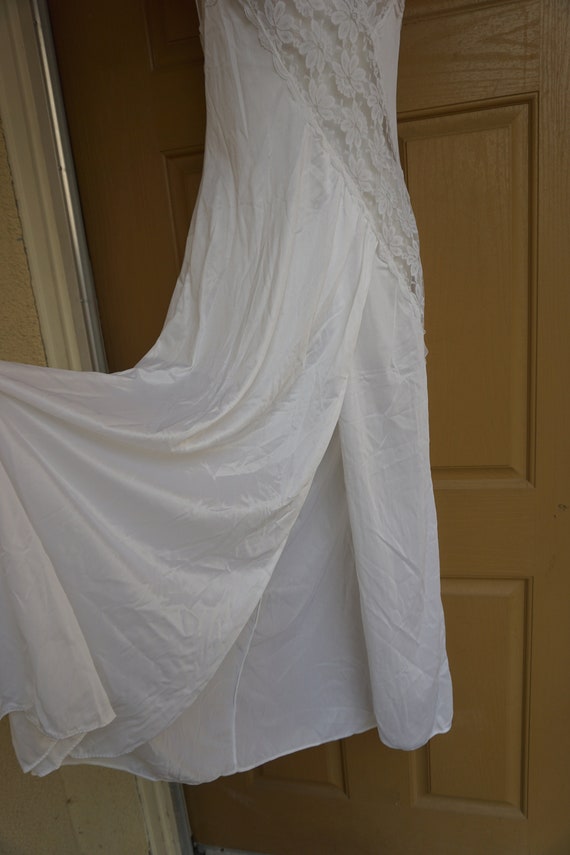Vintage white maxi nightgown M Medium romantic la… - image 6