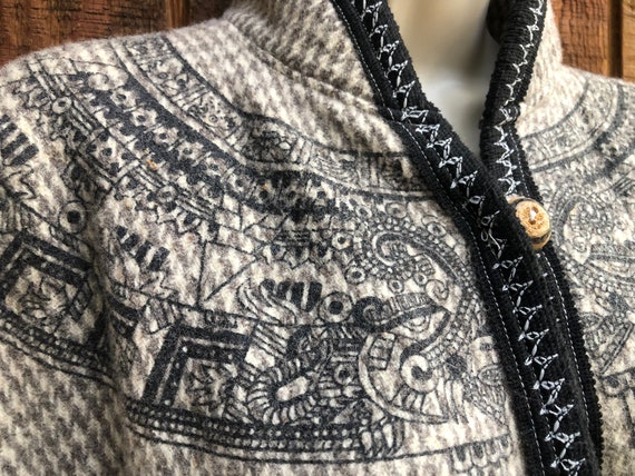 Vintage wool blanket poncho / cape / shawl jacket… - image 7