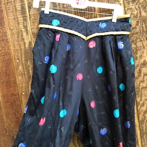 Jeanne Marc Vintage 1990s unique fun pants size labeled medium 12/14 designer made in USA designer abstract print