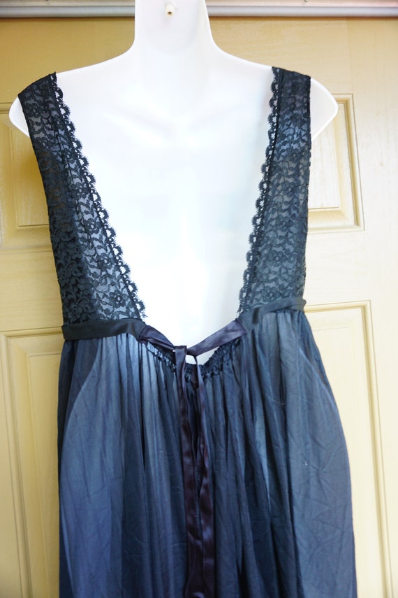 Vintage solid black maxi medium romantic lace 60'… - image 6
