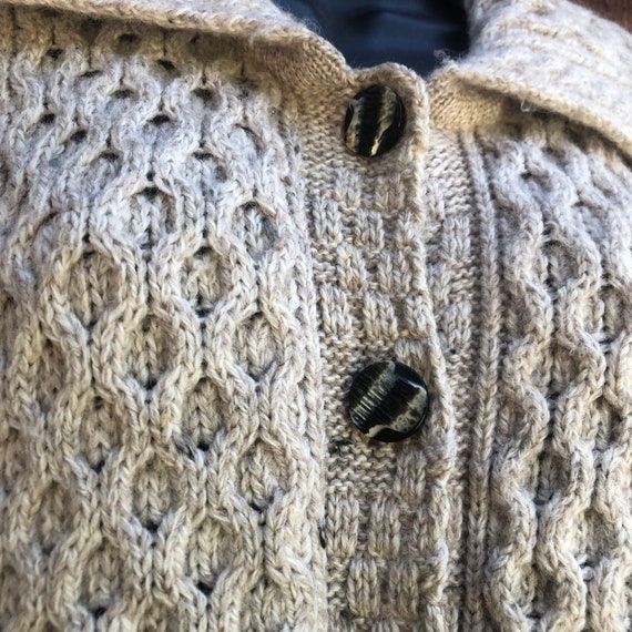 Plain wool heavy kinit sweater beige size medium … - image 5