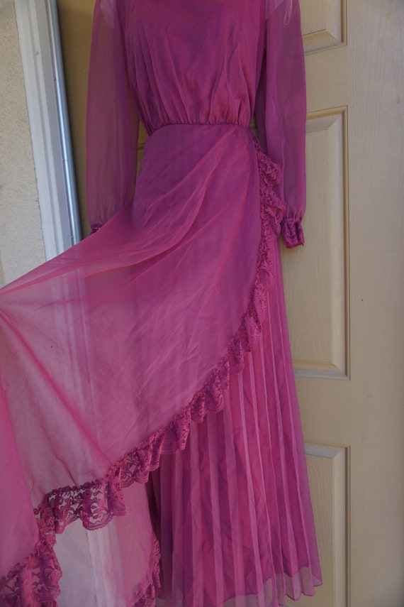 1970s vintage maxi dress medium size 9/10 sheer 7… - image 3