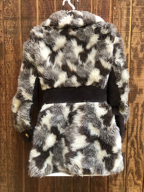 Grunge vtg faux fake fur COAT Small boho outerwea… - image 6