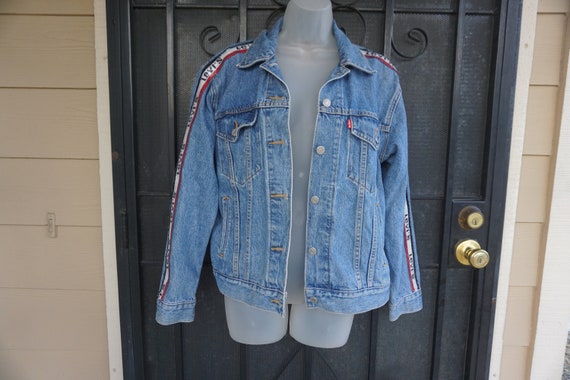 Sequined BIG E levis denim jean jacket size Large - image 5