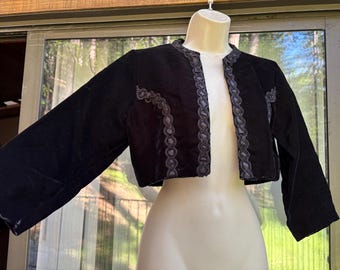 1950s or 1960s velvet fully lined cropped jacket bolero size estimated medium